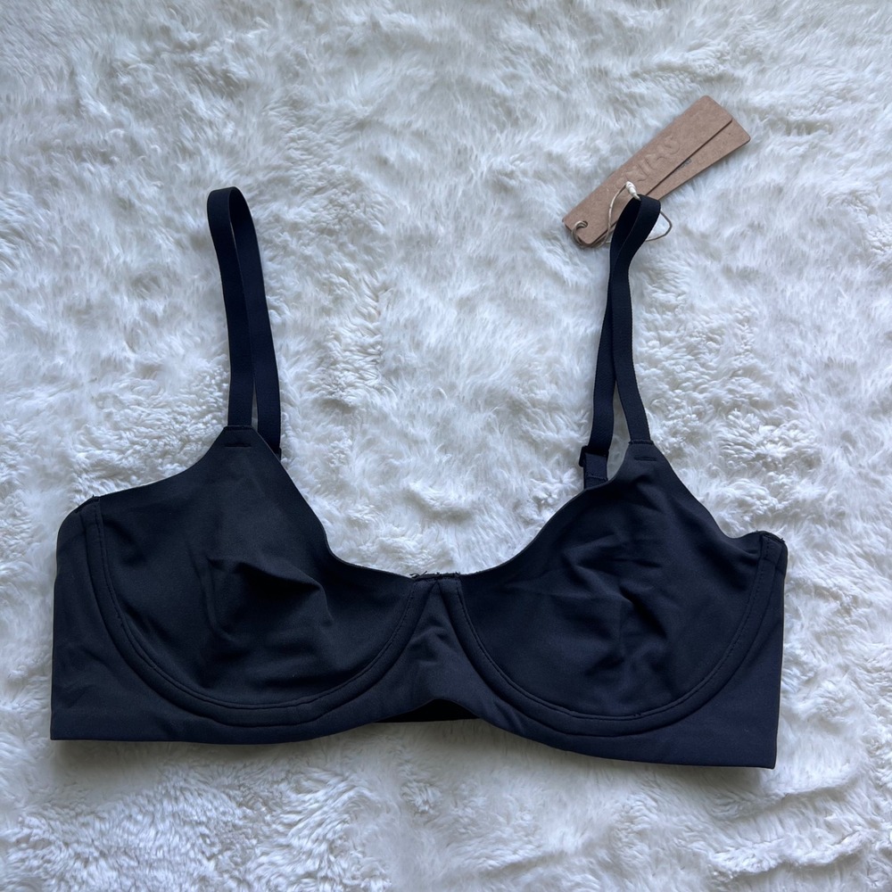 SKIMS Women's Fits Everybody Unlined Demi Bra Onyx Black 32C BR-UWR-2293 NWT